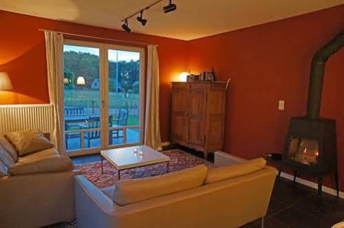 Holiday Home Beausoleil Бомаль Экстерьер фото