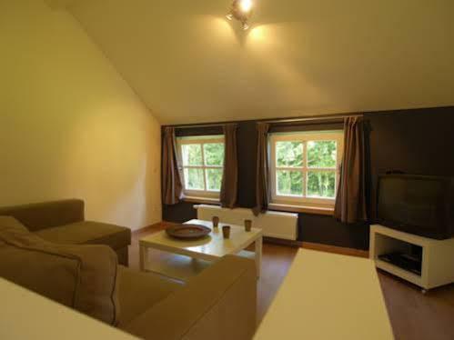 Holiday Home Beausoleil Бомаль Экстерьер фото